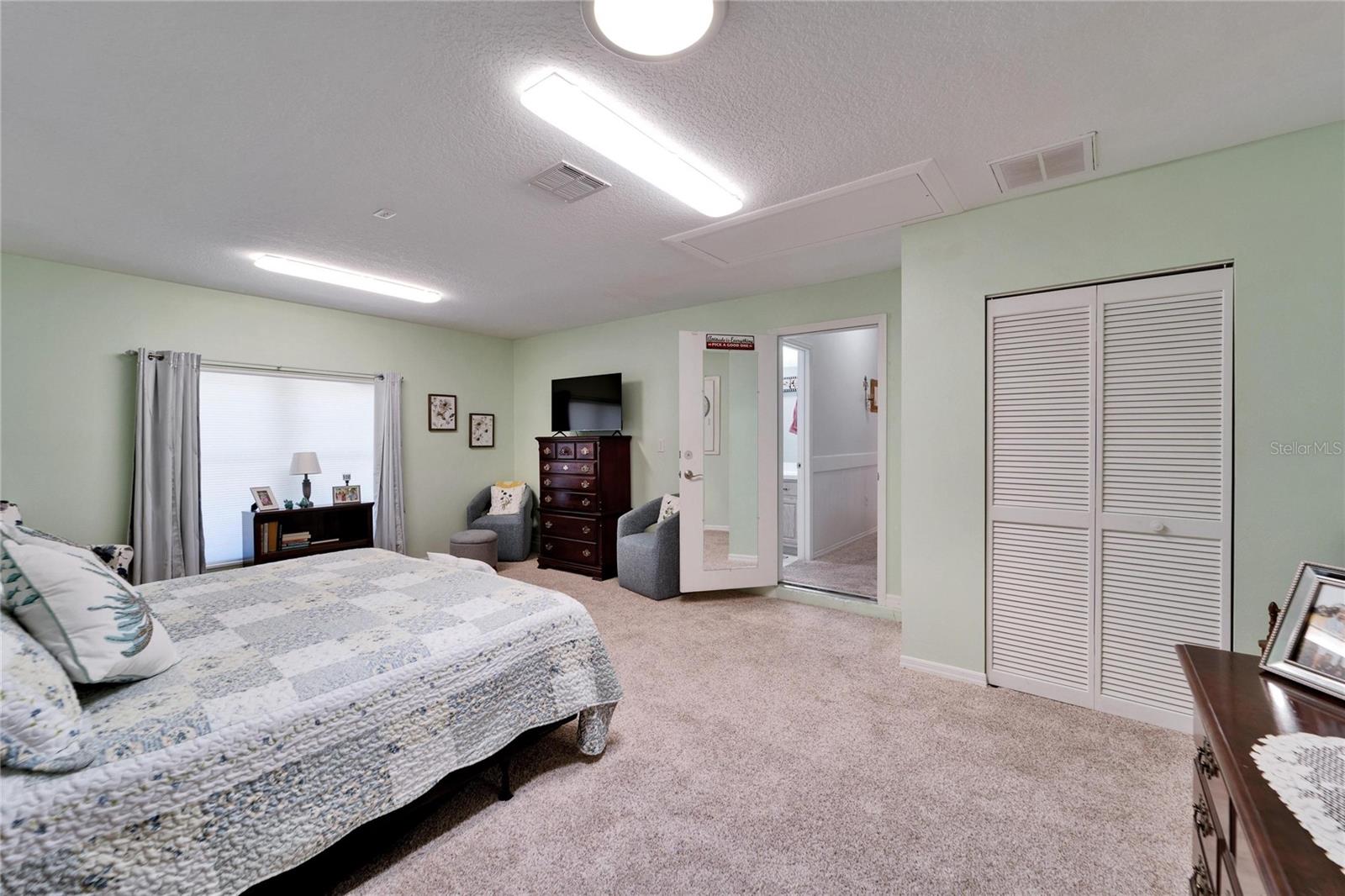 Image 46 of 90 For 6059 Condor Drive