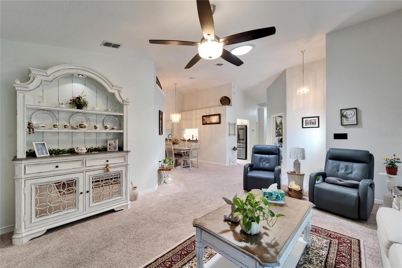 Image 8 of 90 For 6059 Condor Drive