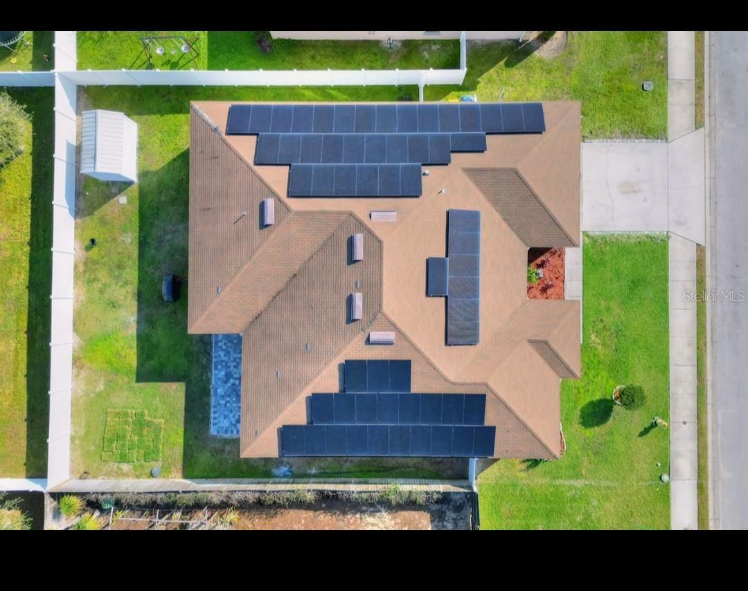 Image 11 of 20 For 1561 Shorewood Drive