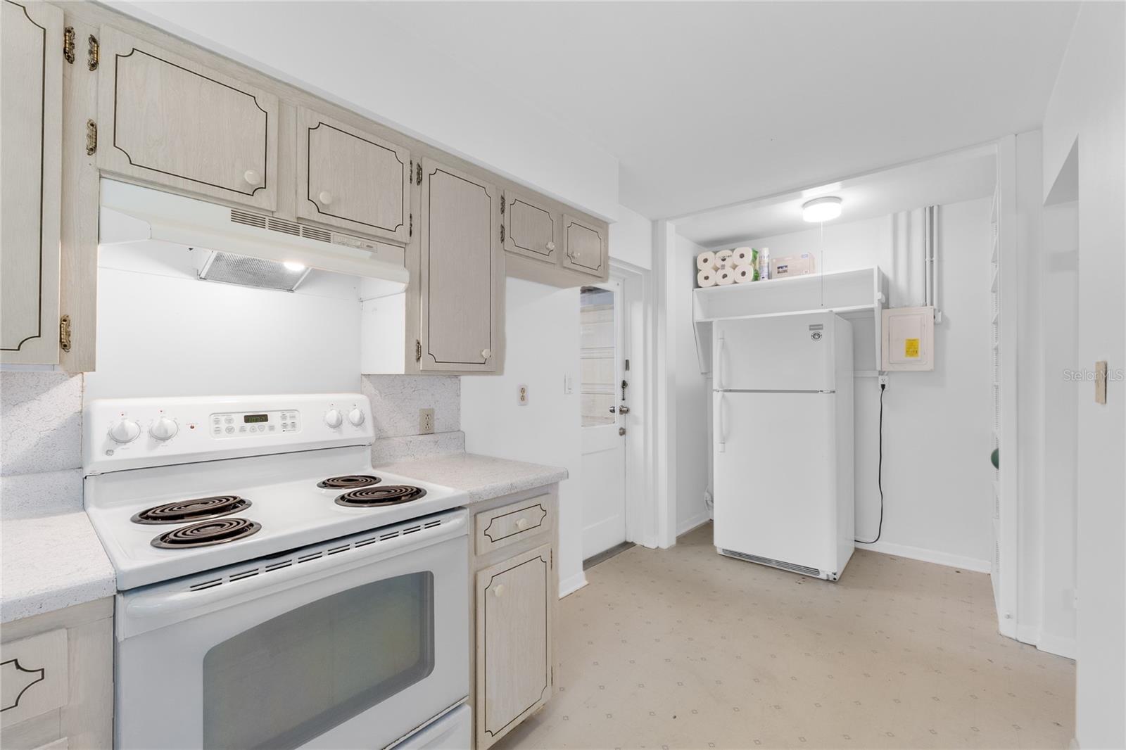 Image 13 of 37 For 119 14th Street Se