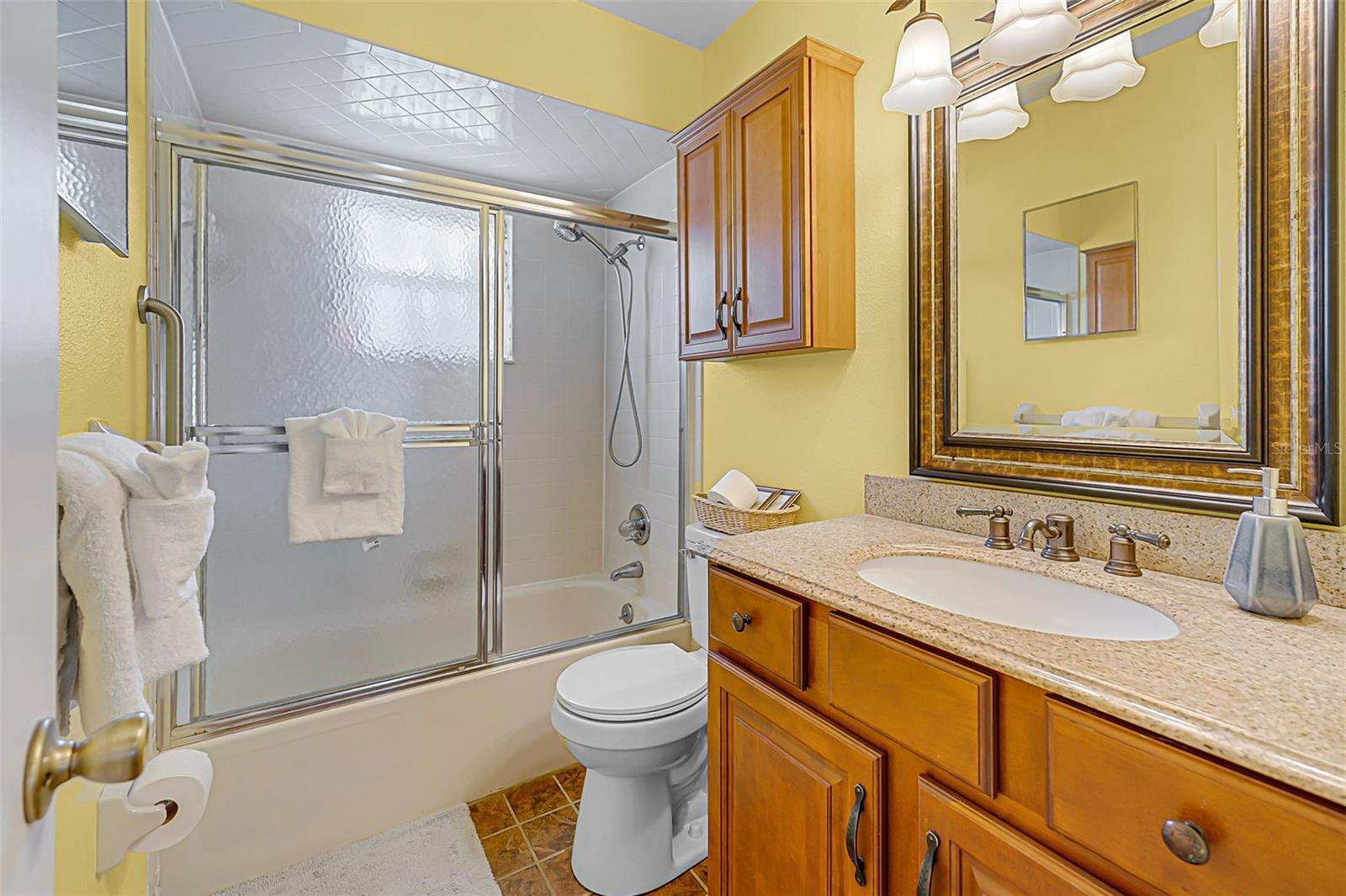 Image 21 of 39 For 4805 Oak Acres Drive