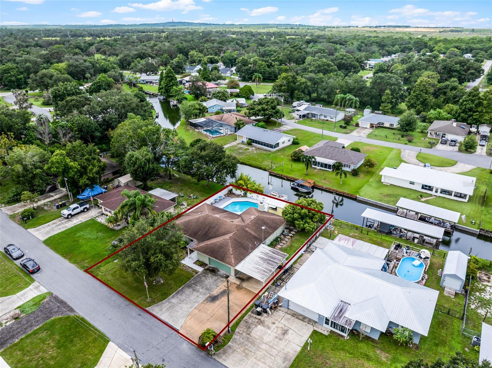 Image 33 of 39 For 4805 Oak Acres Drive