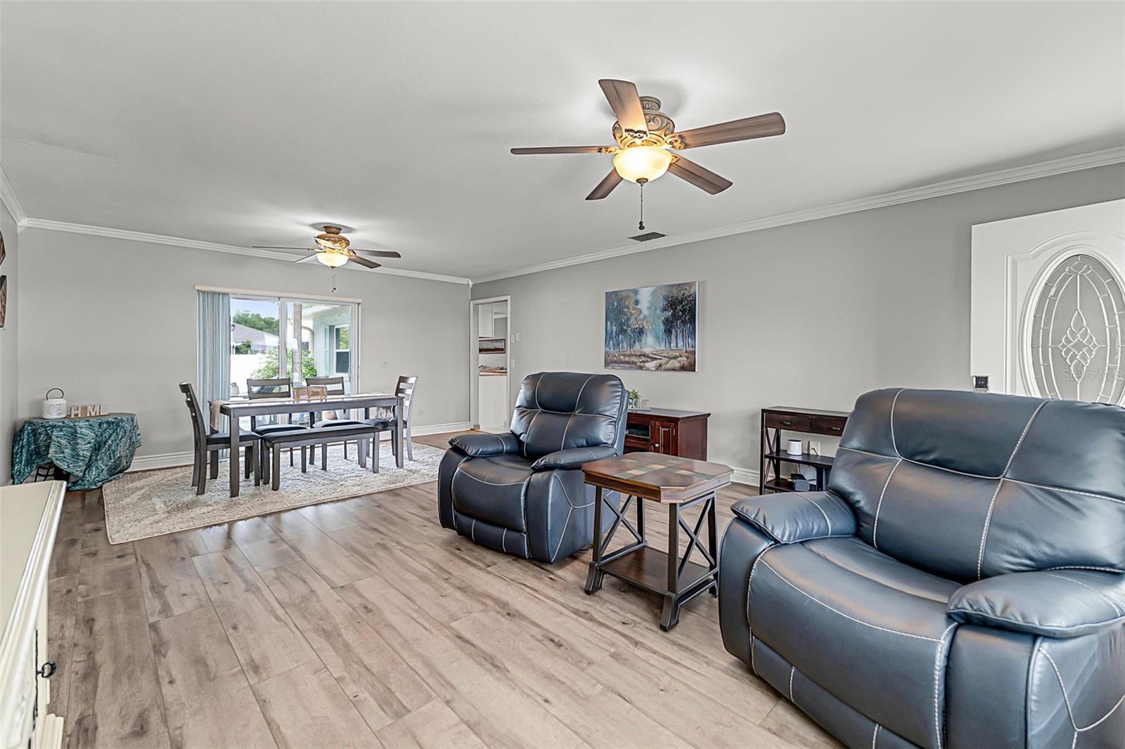 Image 5 of 39 For 4805 Oak Acres Drive
