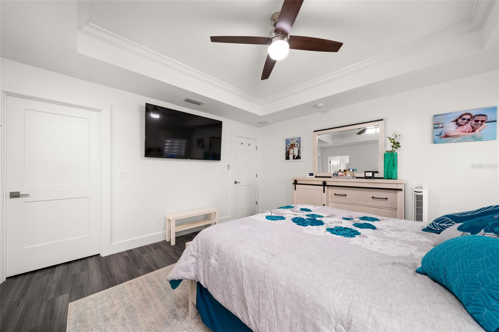 Image 16 of 49 For 5810 Columbus Boulevard