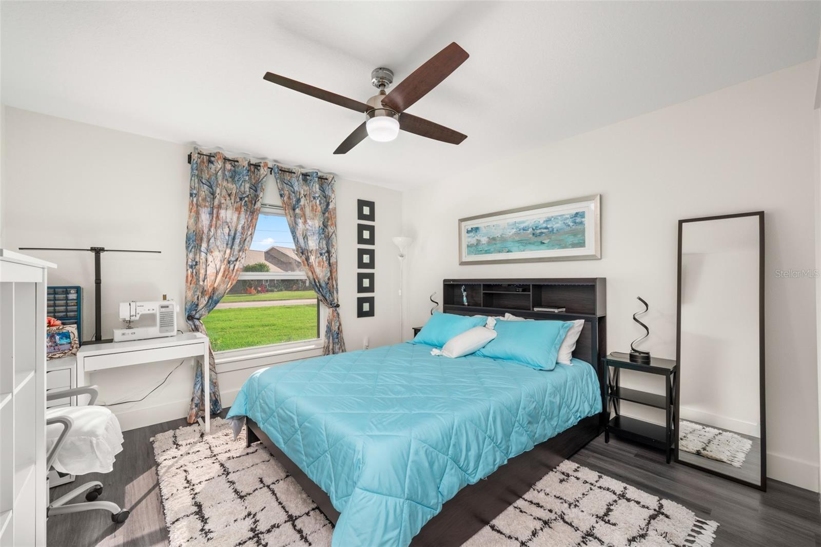 Image 21 of 49 For 5810 Columbus Boulevard