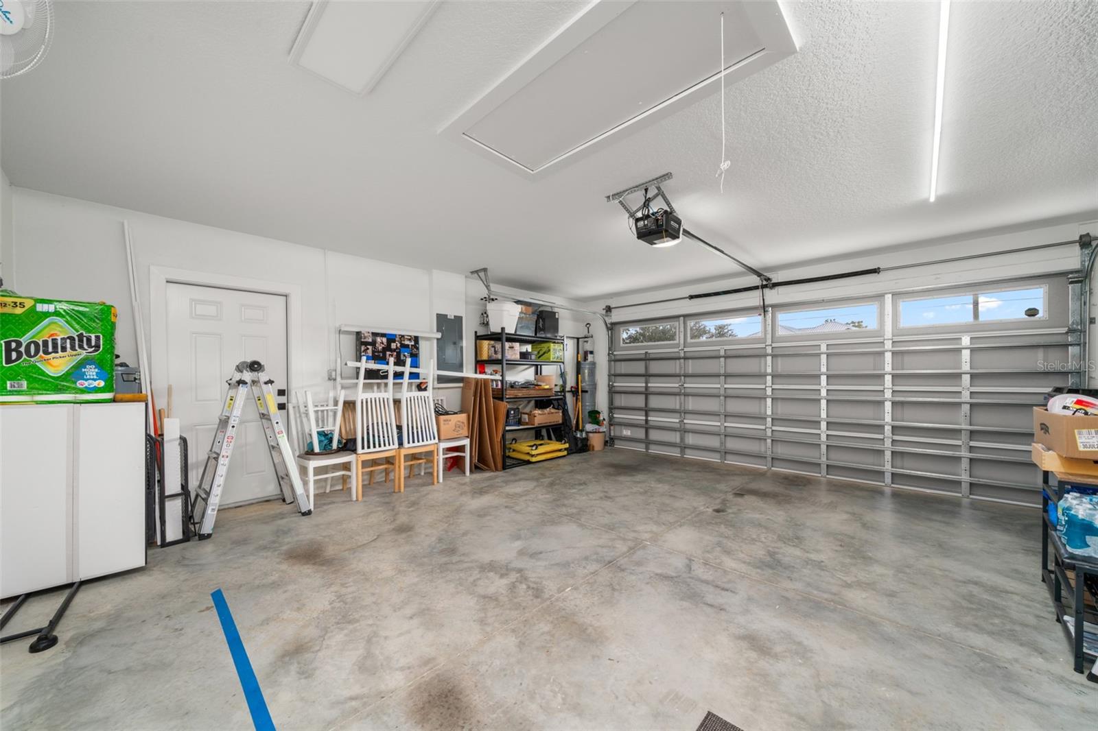 Image 34 of 49 For 5810 Columbus Boulevard