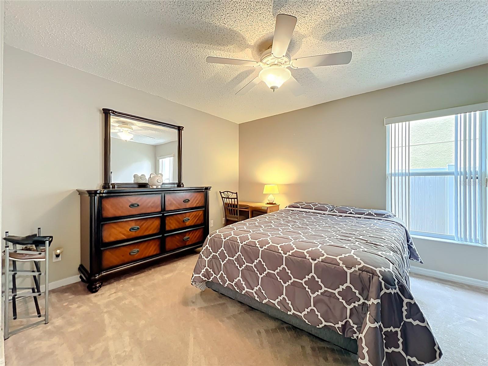 Image 12 of 38 For 102 Somerset Oaks Court
