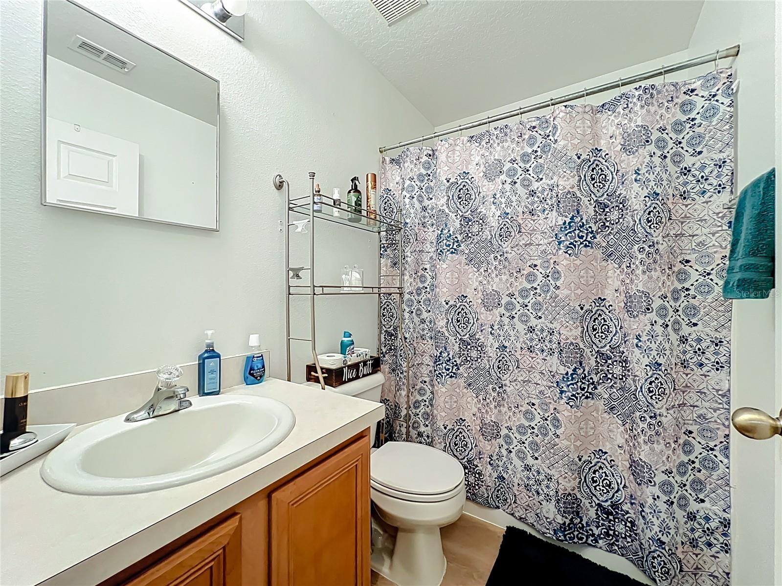 Image 15 of 38 For 102 Somerset Oaks Court