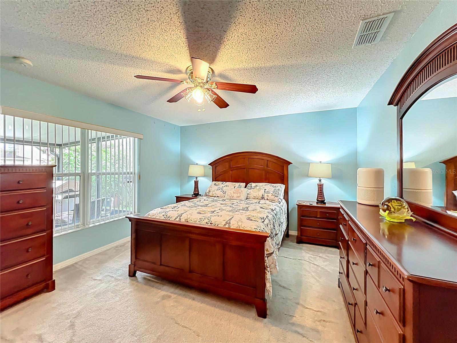 Image 26 of 38 For 102 Somerset Oaks Court