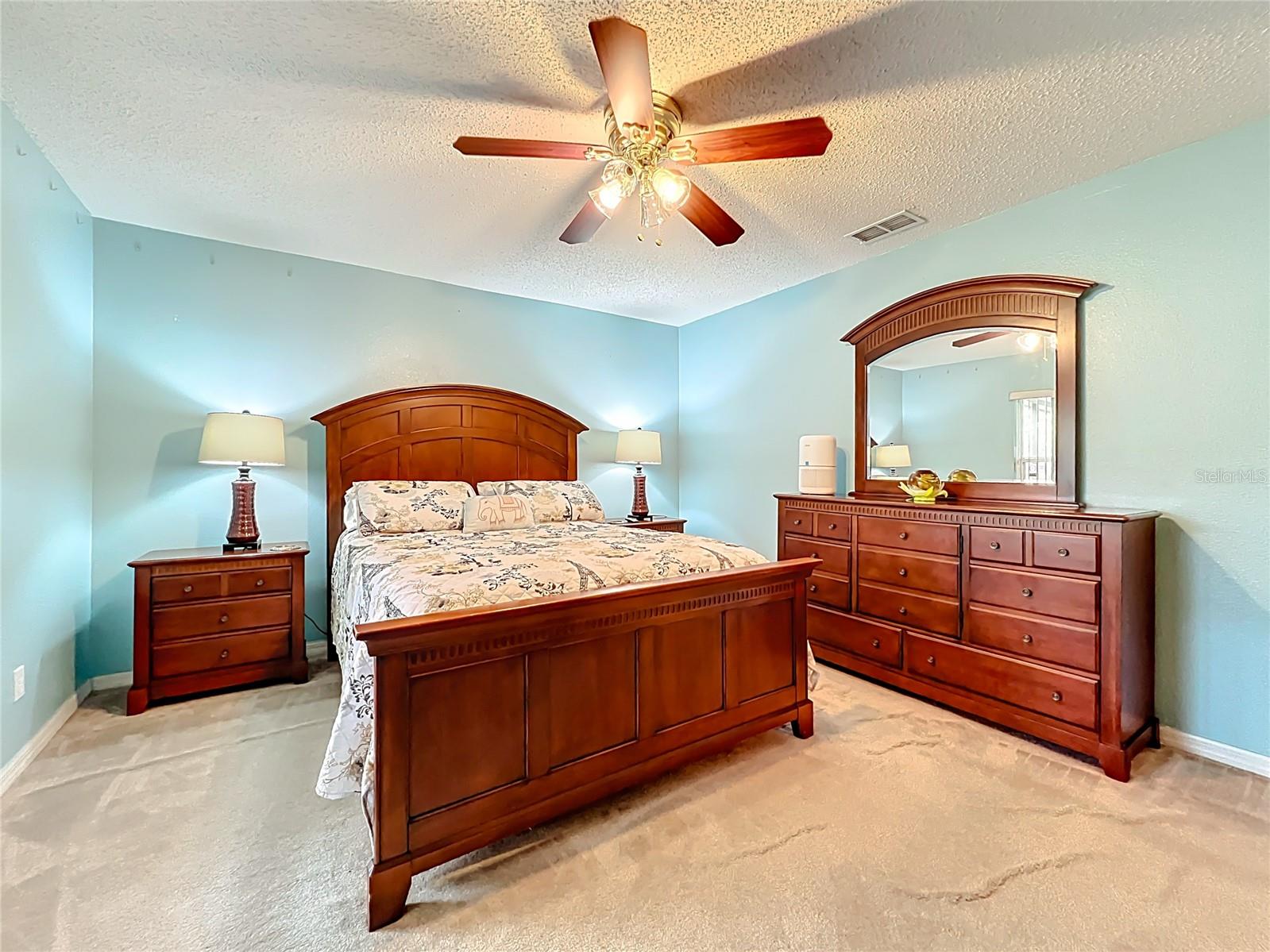 Image 27 of 38 For 102 Somerset Oaks Court