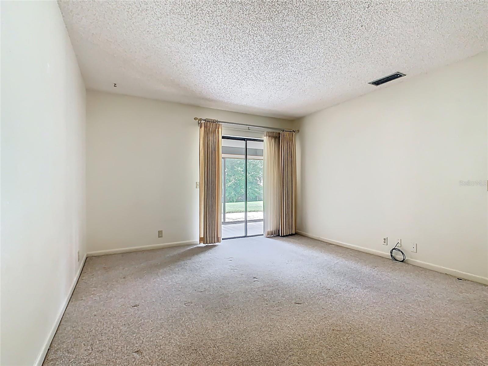 Image 16 of 58 For 1012 Medinah Dr