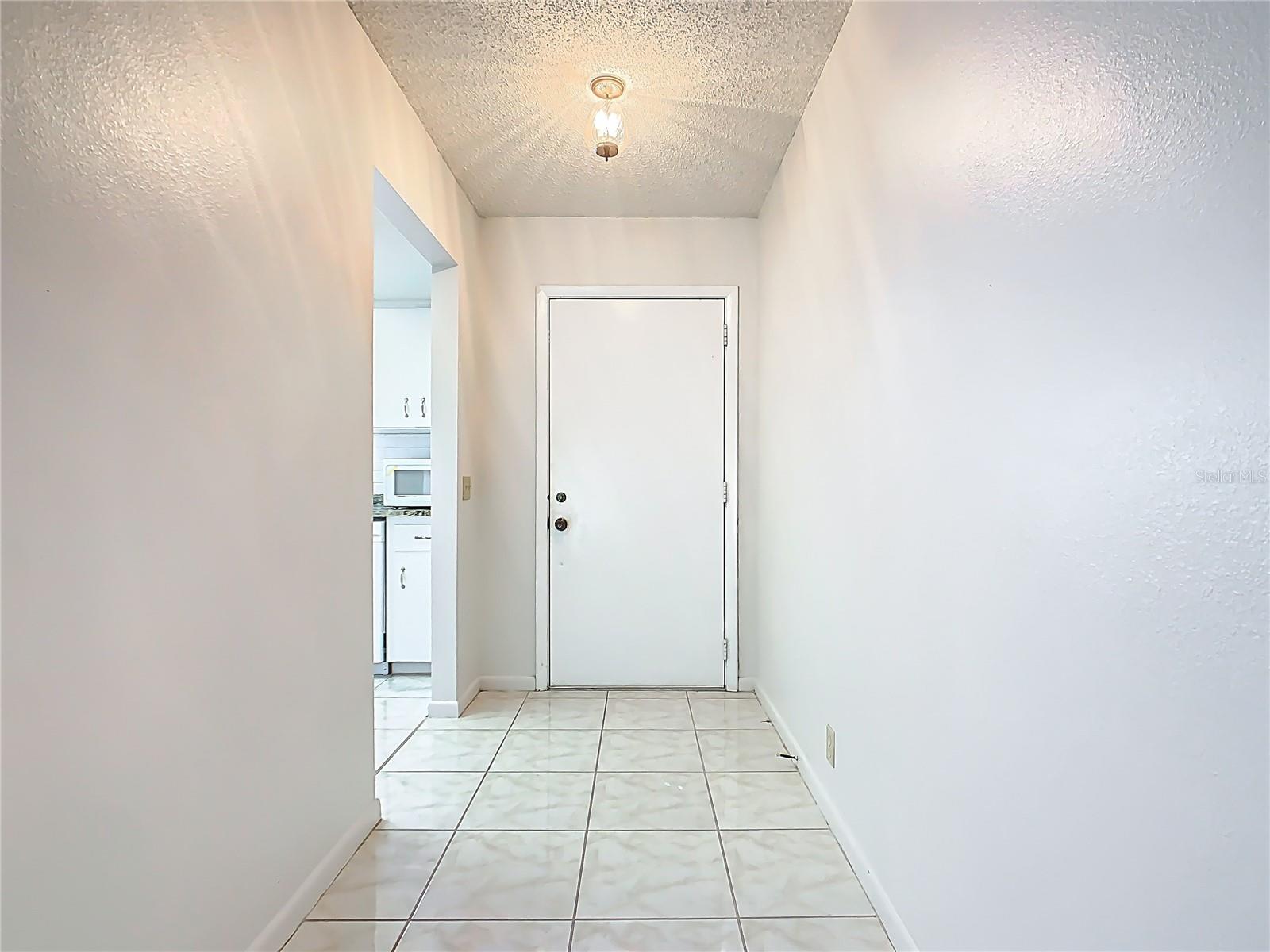 Image 8 of 58 For 1012 Medinah Dr