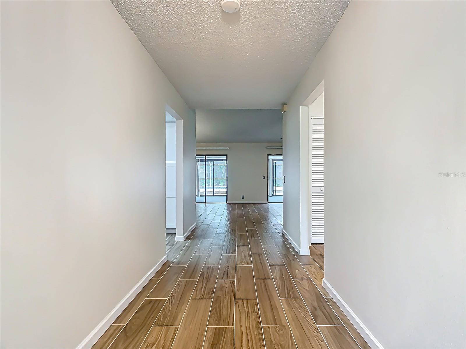 Image 2 of 54 For 560 Saint Andrews Rd