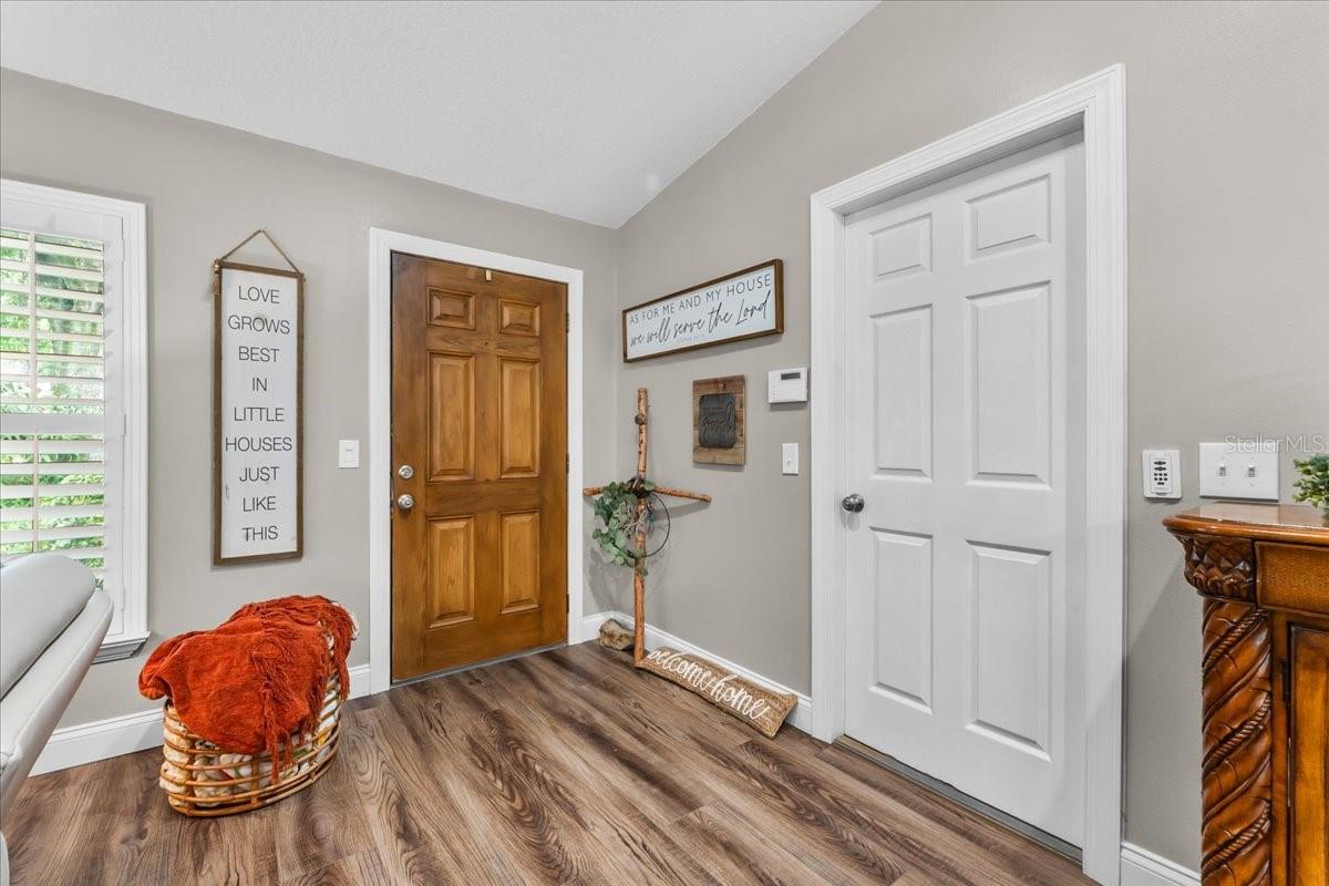 Image 7 of 35 For 1155 11th Street