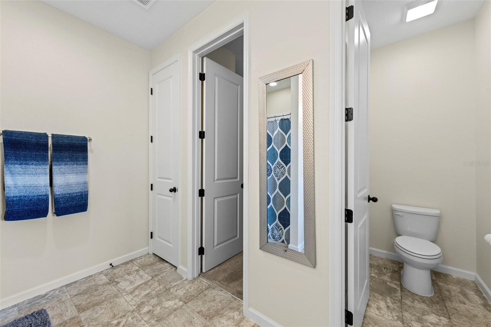 Image 14 of 29 For 208 Summershore Drive