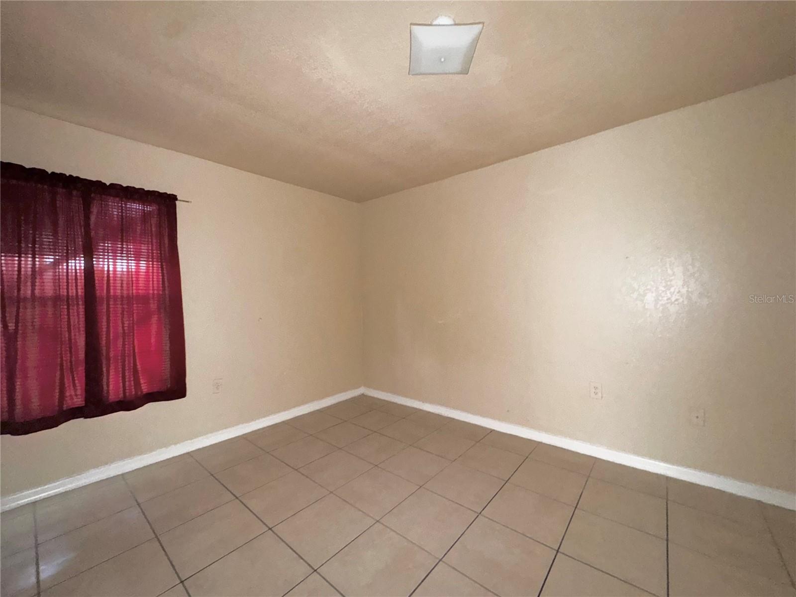 Image 12 of 17 For 2927 Dudley Drive