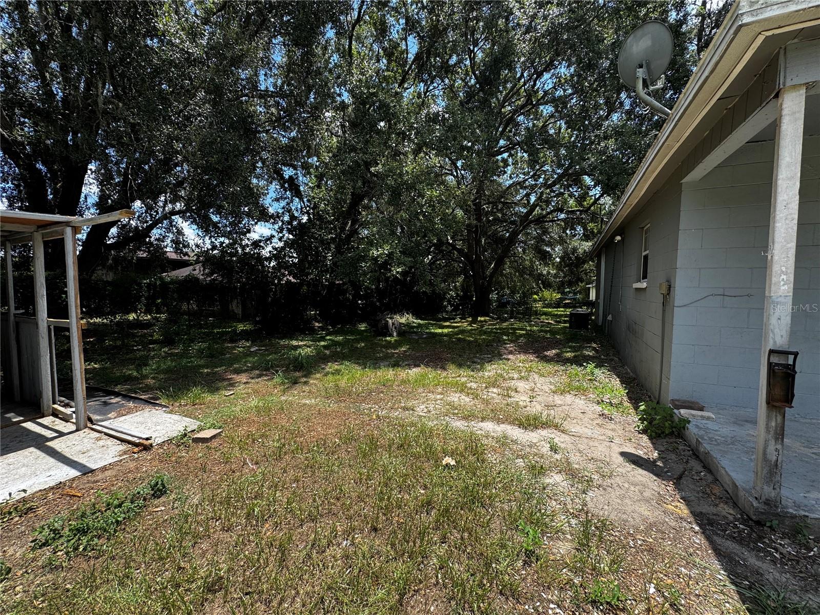 Image 17 of 17 For 2927 Dudley Drive