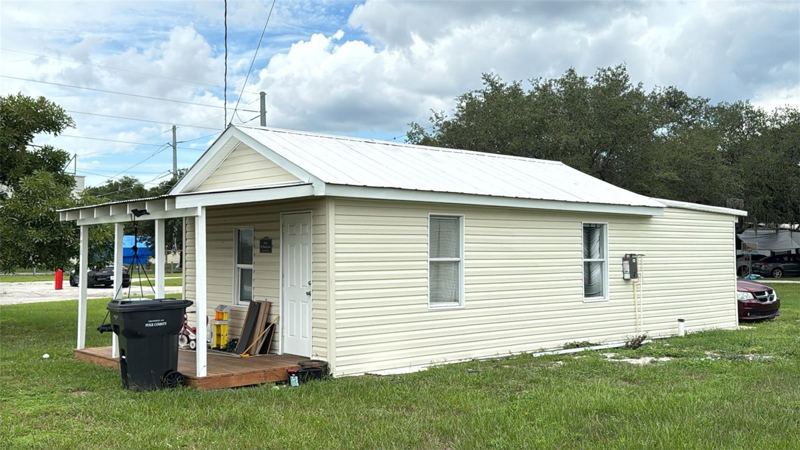 Image 2 of 96 For 1510 Derby Avenue