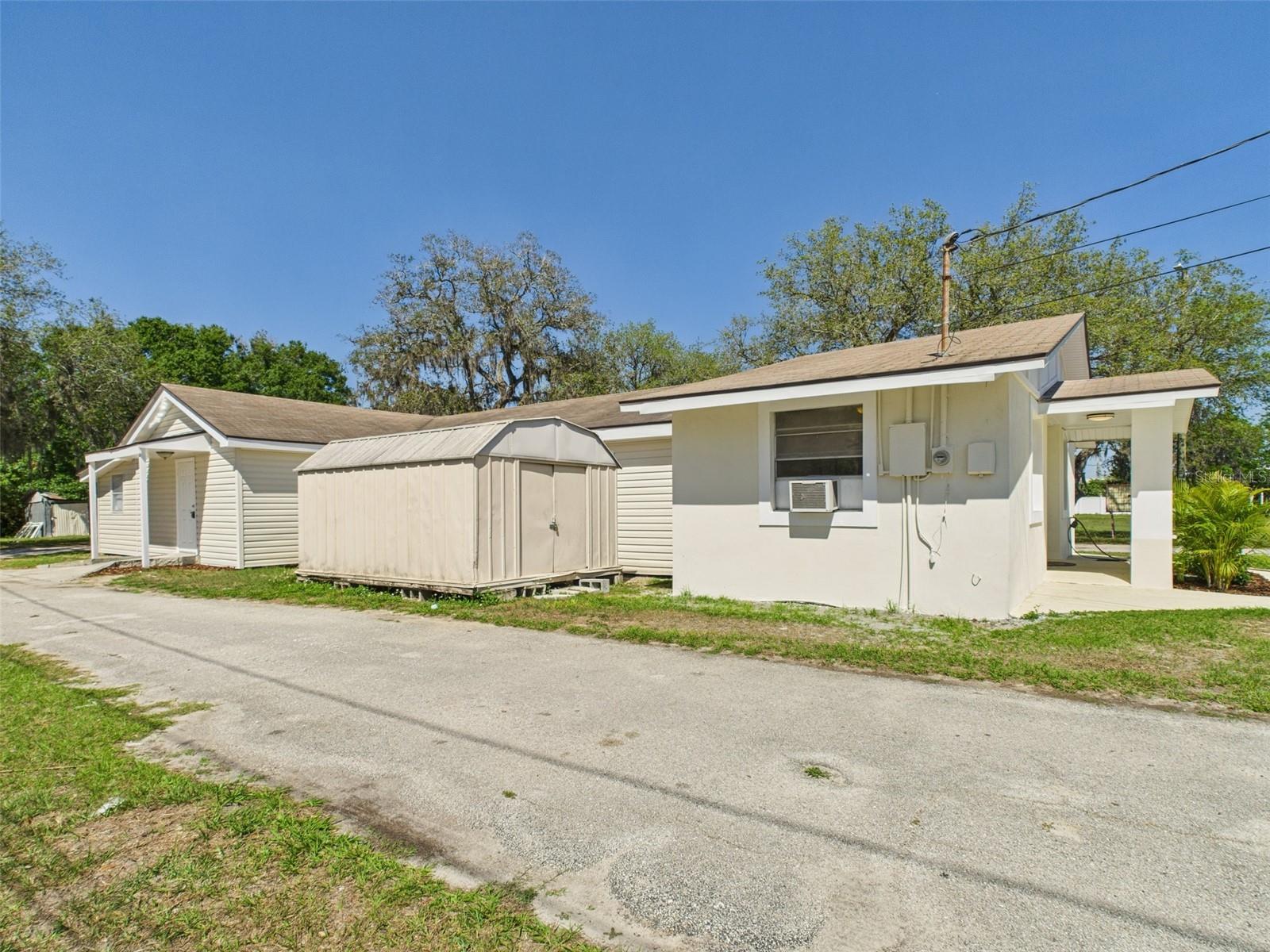 Image 66 of 96 For 1510 Derby Avenue