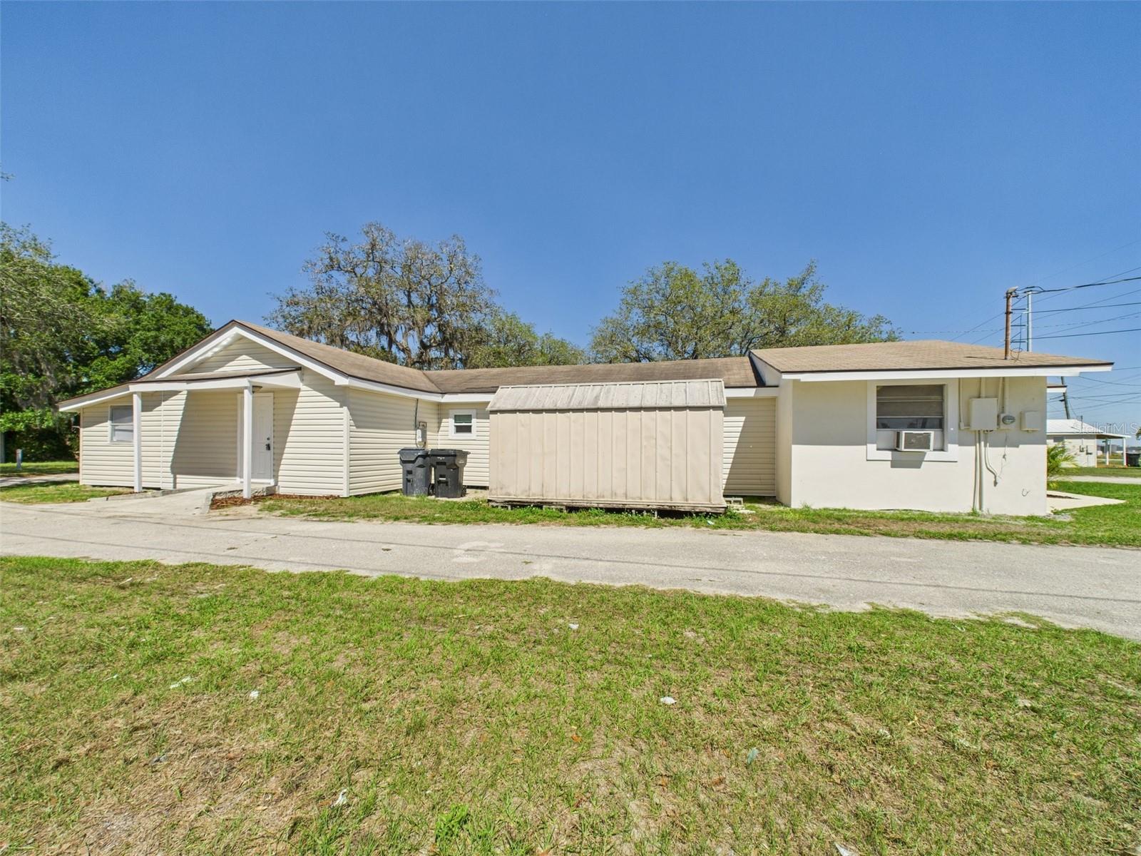 Image 67 of 96 For 1510 Derby Avenue