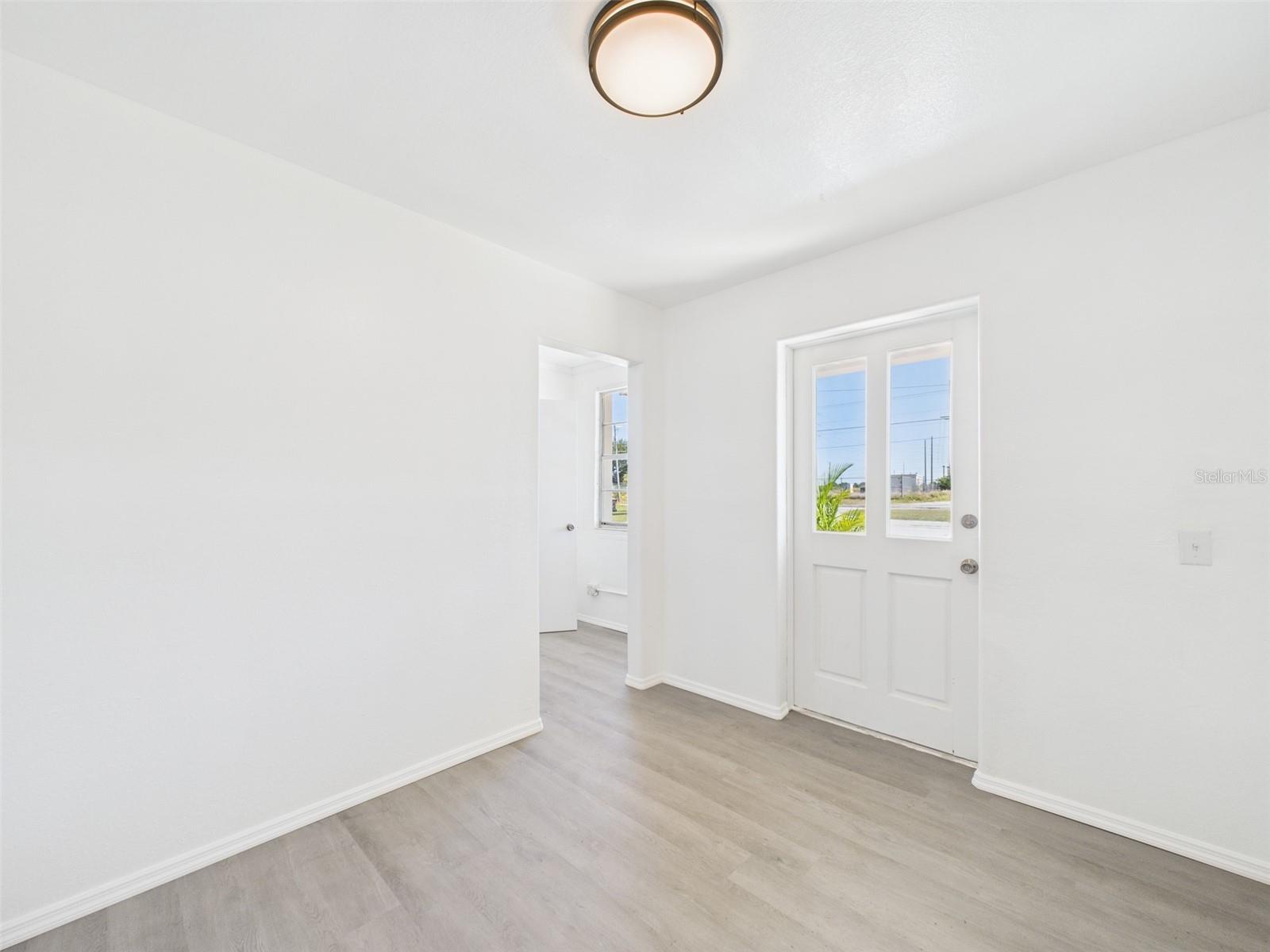 Image 87 of 96 For 1510 Derby Avenue