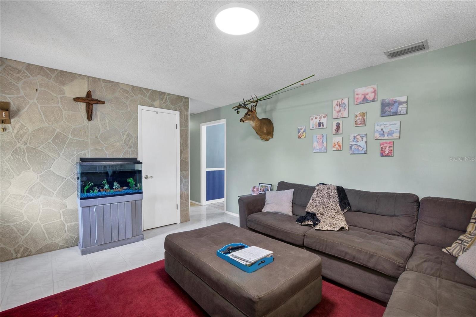 Image 14 of 37 For 517 Marianna Road