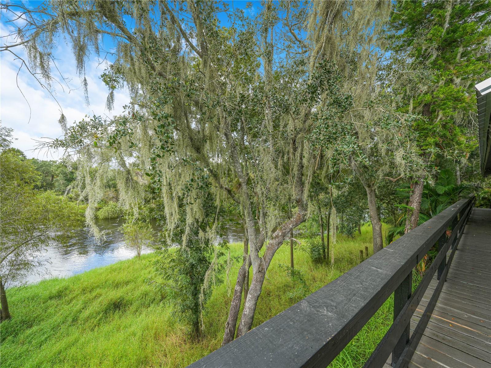 Image 18 of 50 For 6613 Masters Avenue