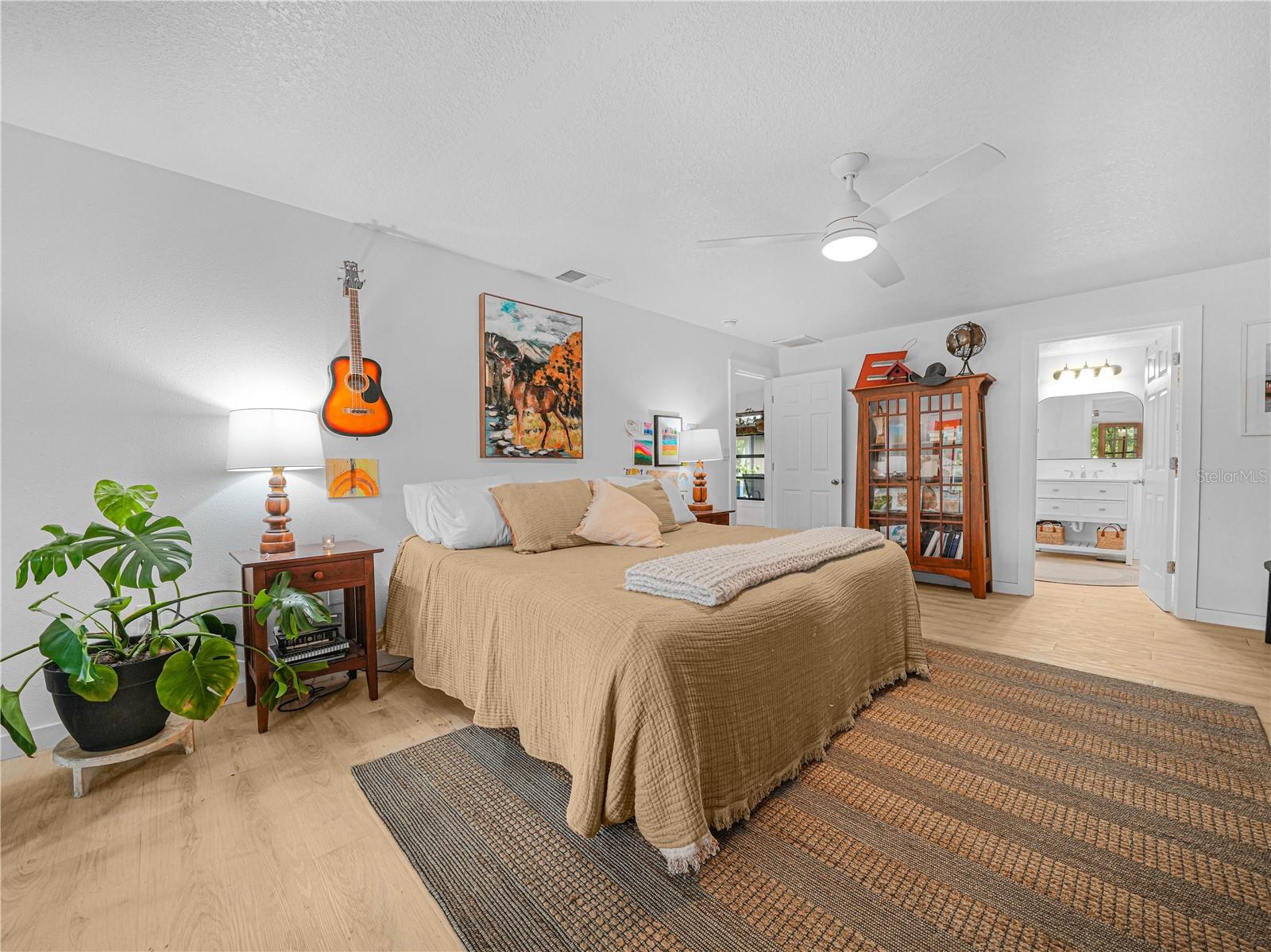 Image 31 of 50 For 6613 Masters Avenue