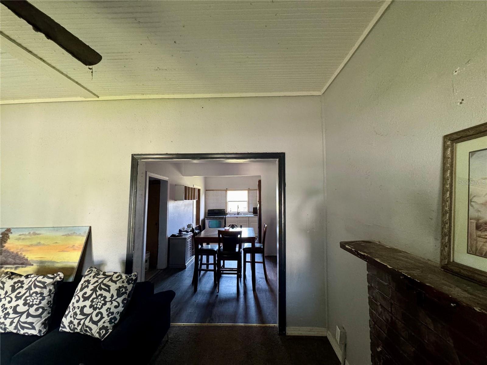 Image 15 of 34 For 317 8th Street