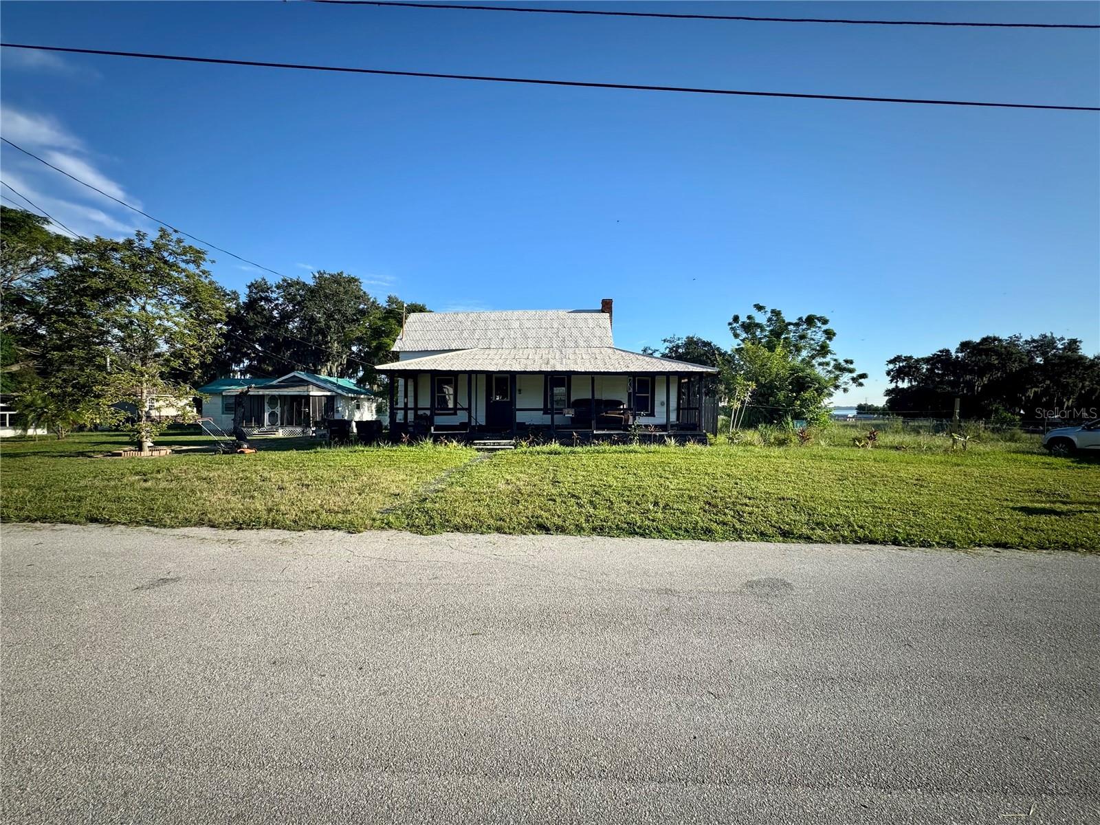 Image 2 of 34 For 317 8th Street