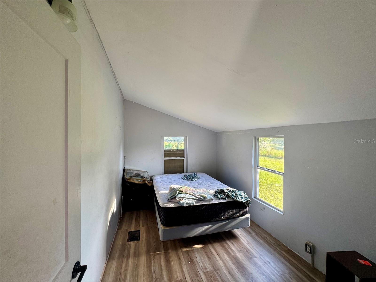 Image 23 of 34 For 317 8th Street