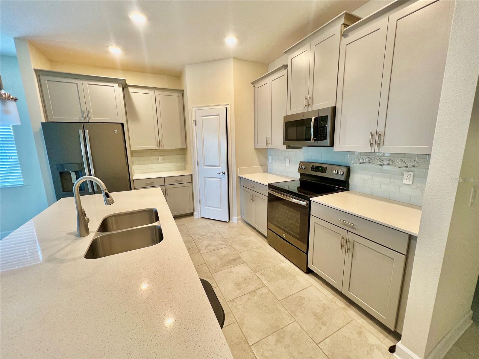 Image 39 of 58 For 1498 Bunker Drive