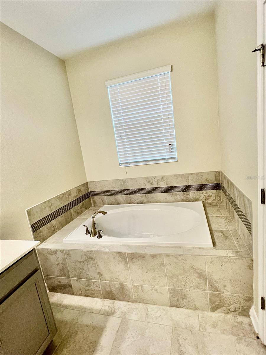 Image 52 of 58 For 1498 Bunker Drive