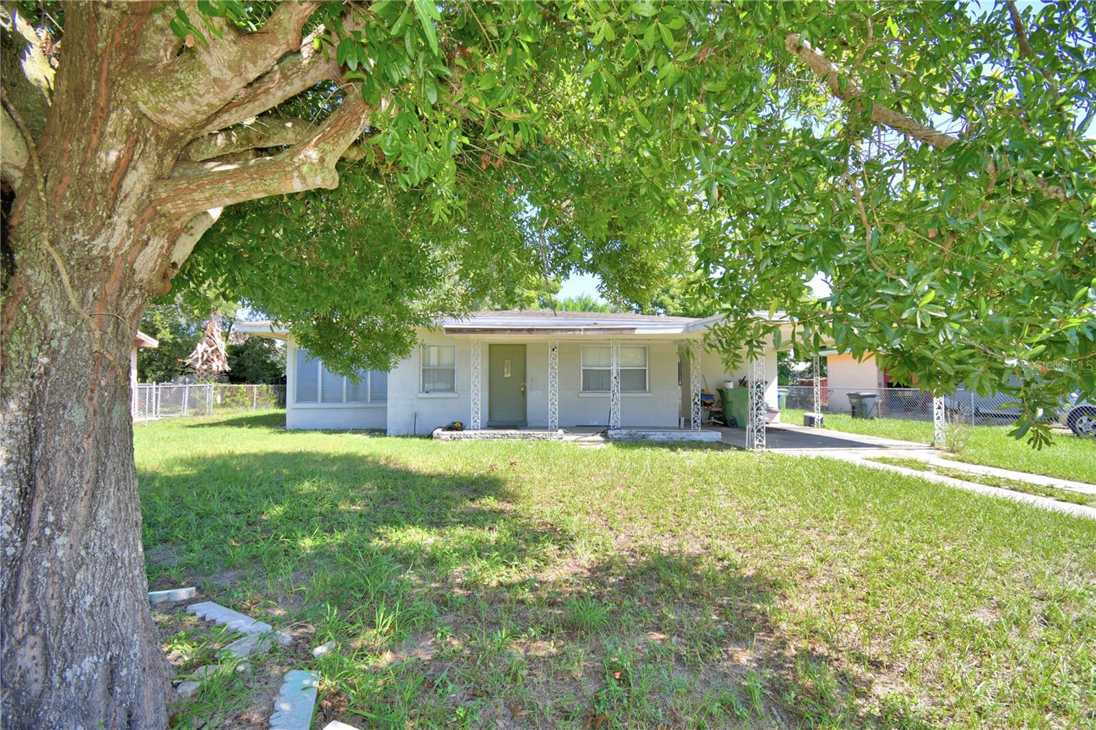 Image 6 of 37 For 950 Avenue O Ne