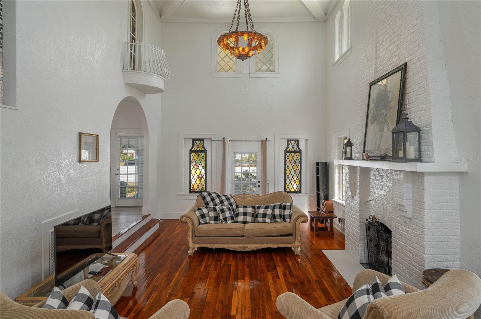 Image 15 of 43 For 409 21st Street Sw