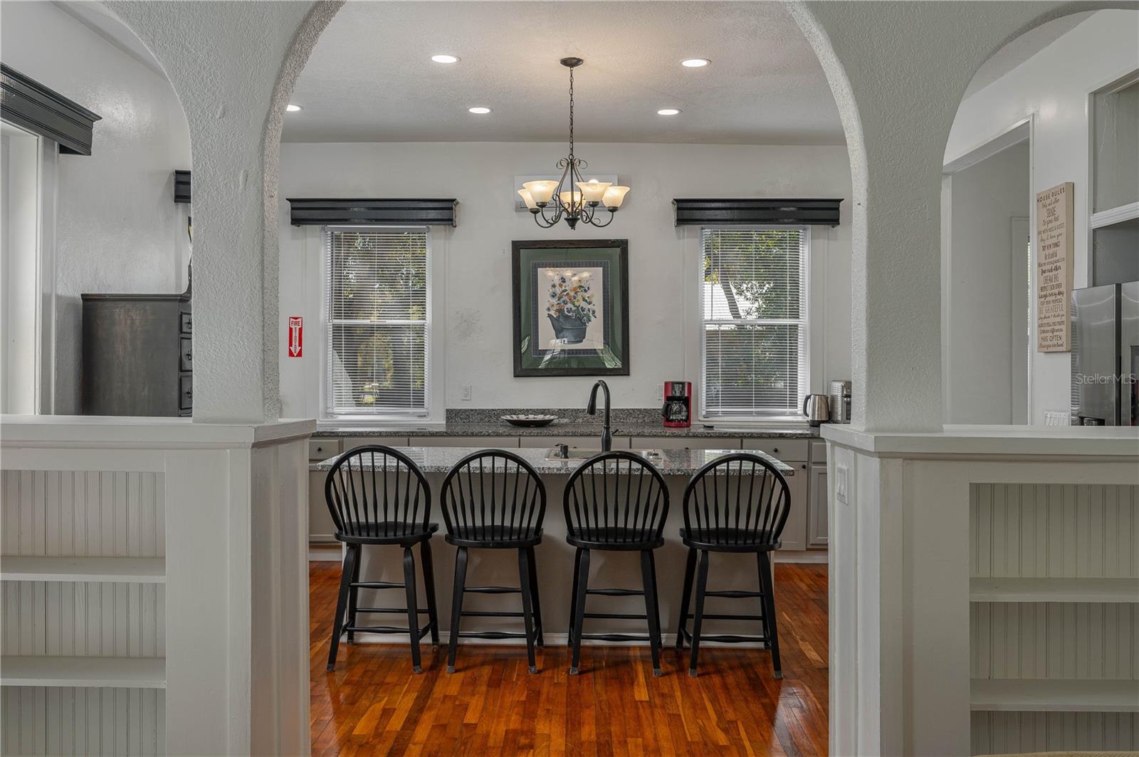 Image 16 of 43 For 409 21st Street Sw