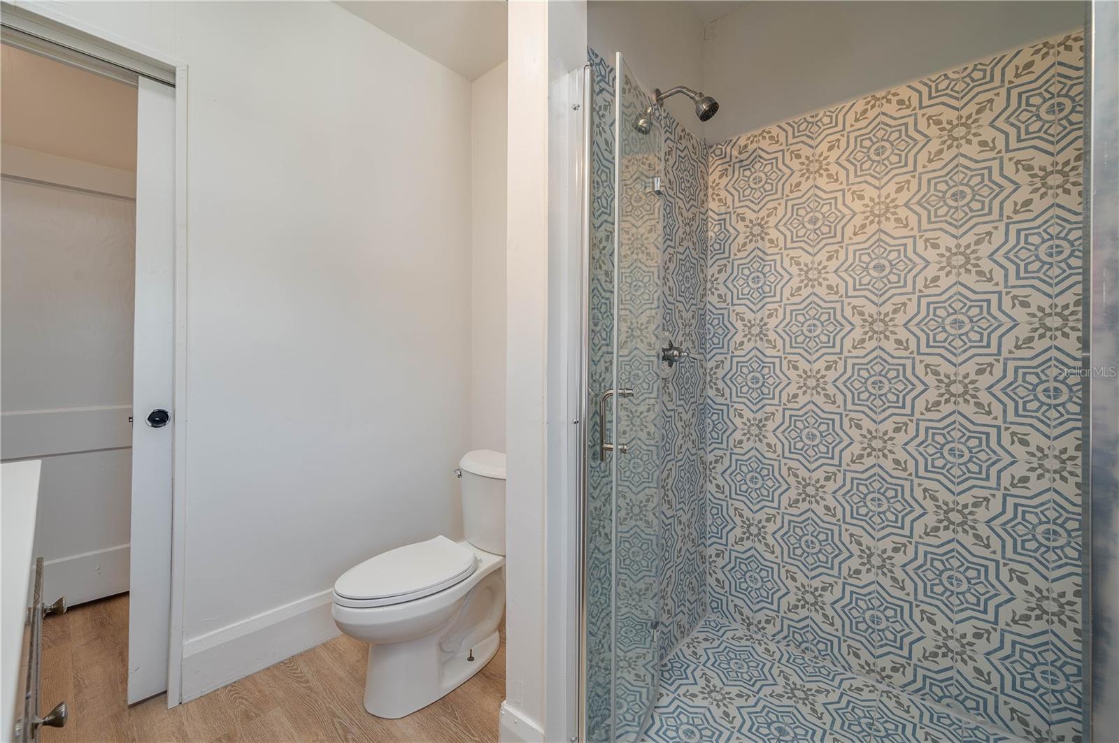 Image 33 of 43 For 409 21st Street Sw