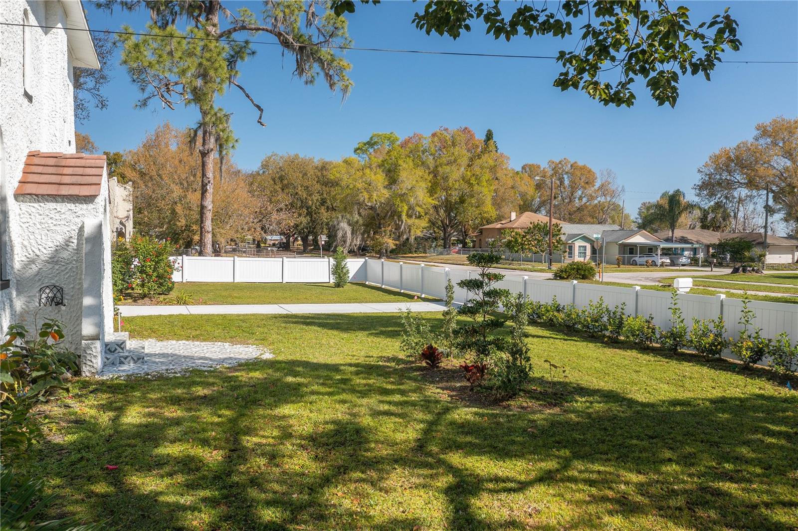 Image 4 of 43 For 409 21st Street Sw