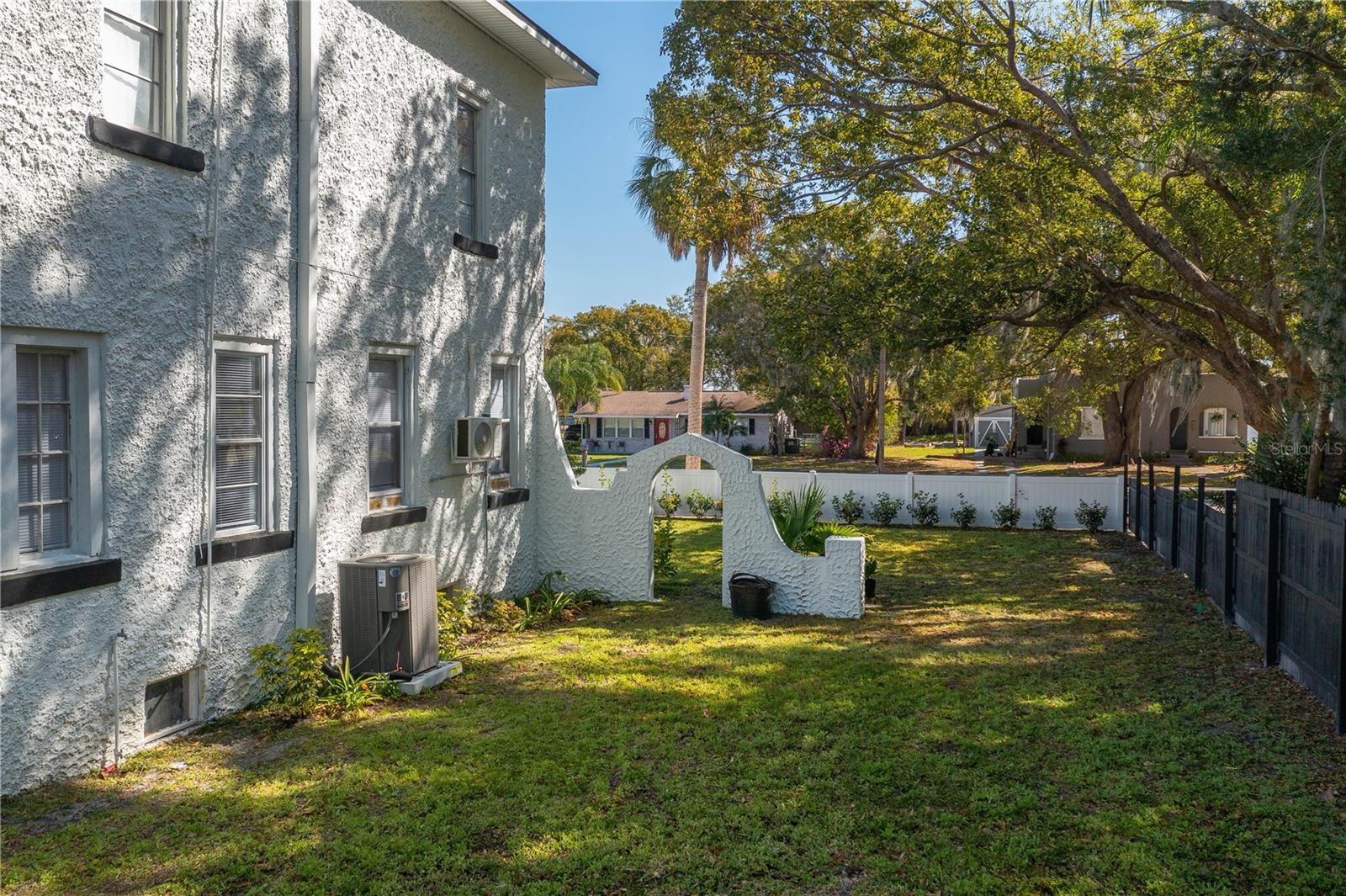 Image 5 of 43 For 409 21st Street Sw