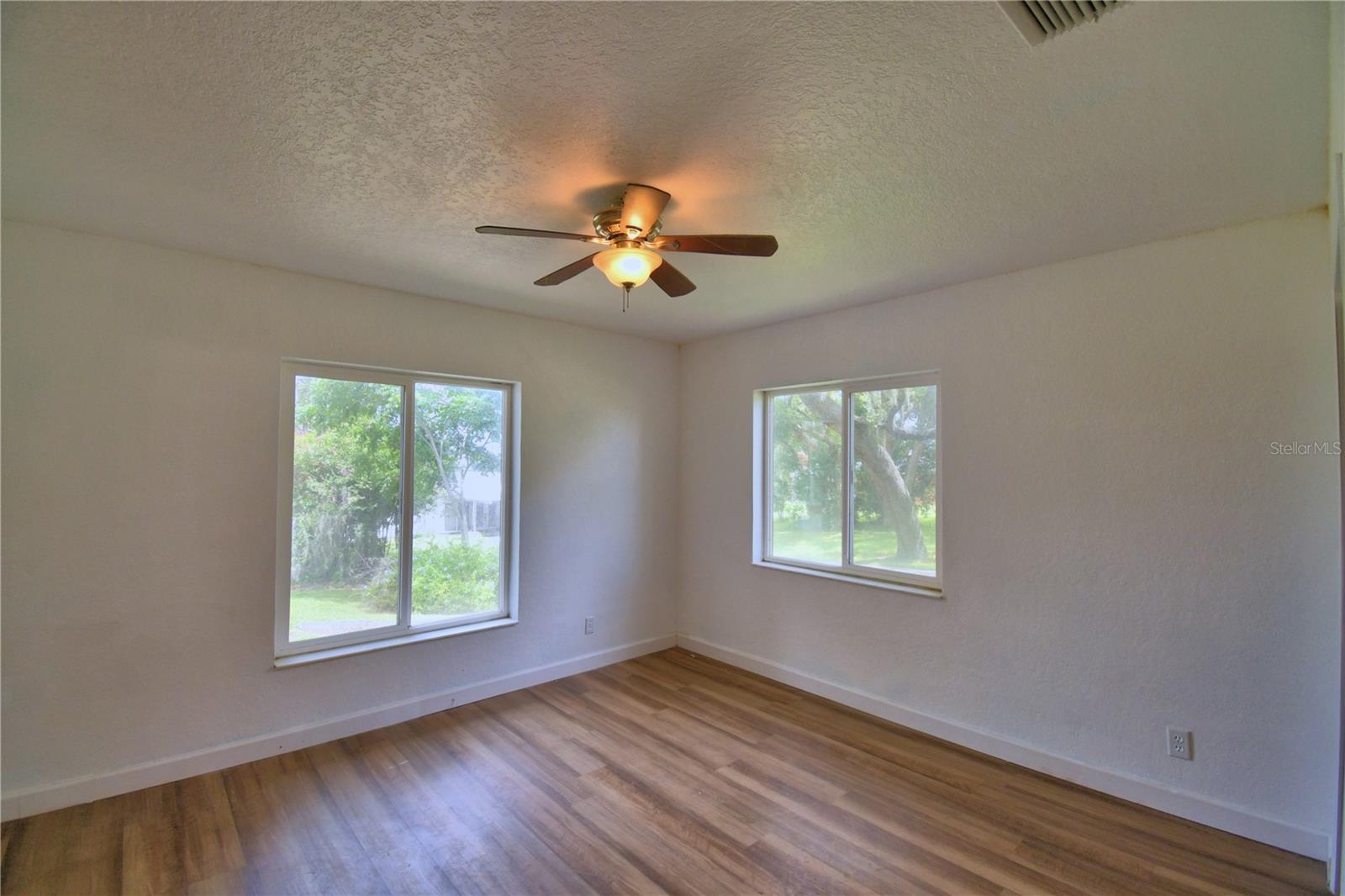 Image 38 of 68 For 1380 Lucerne Loop Road Ne
