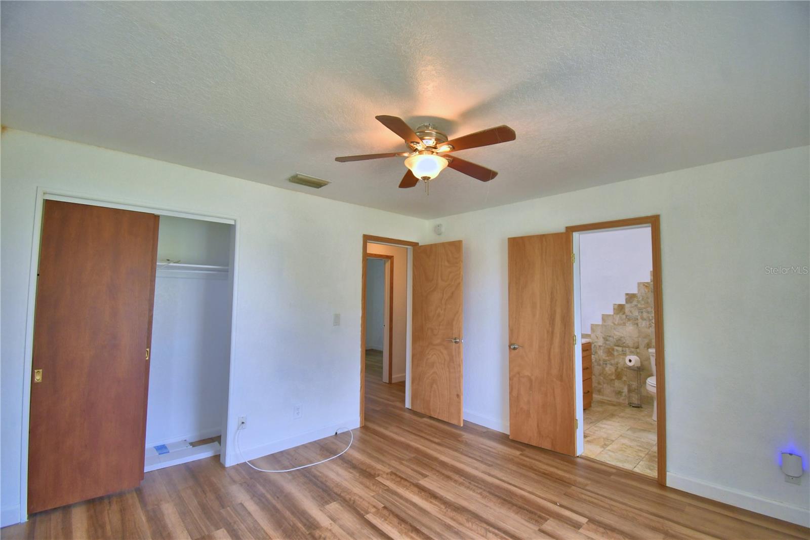 Image 40 of 68 For 1380 Lucerne Loop Road Ne