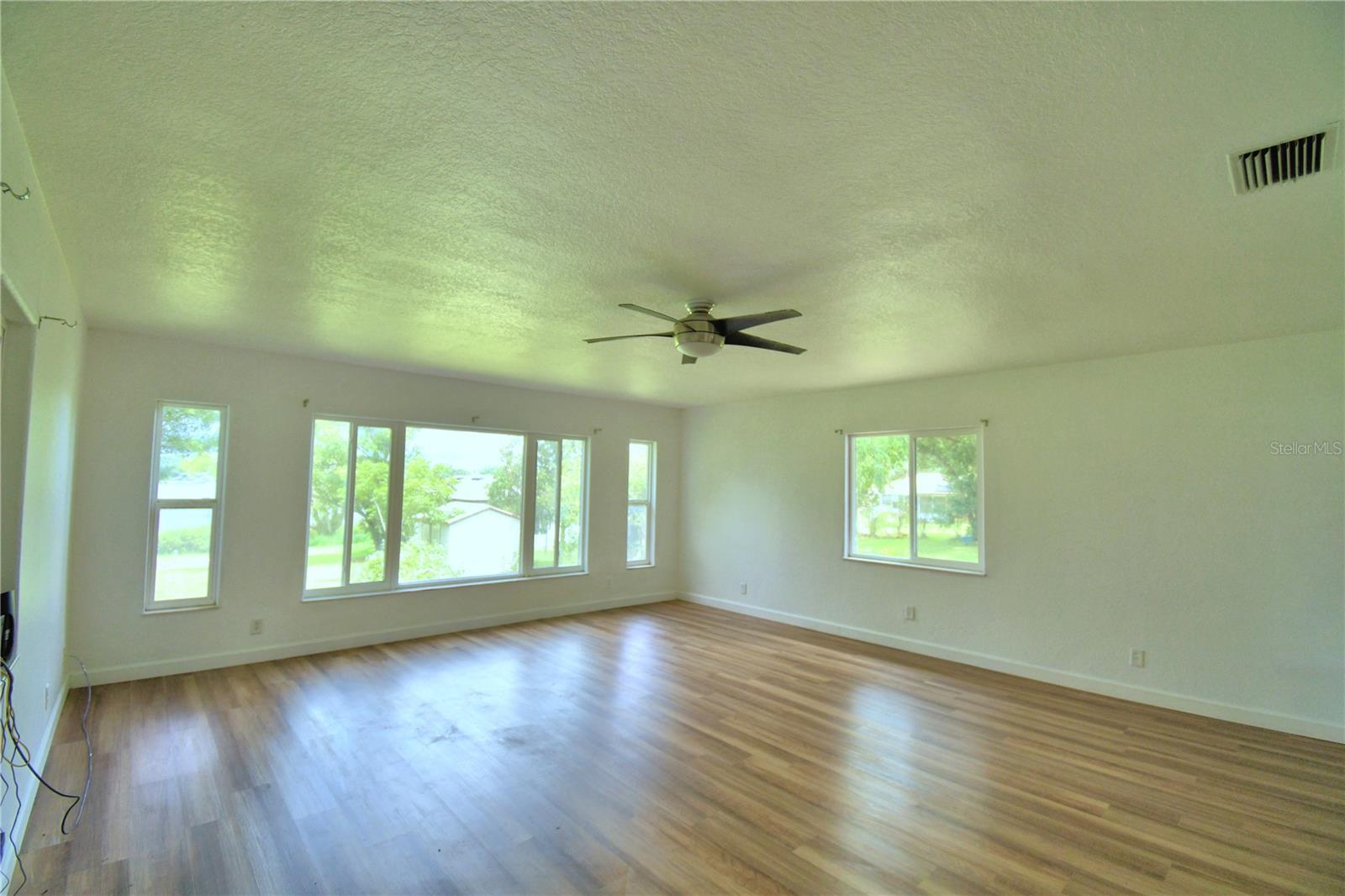 Image 47 of 68 For 1380 Lucerne Loop Road Ne
