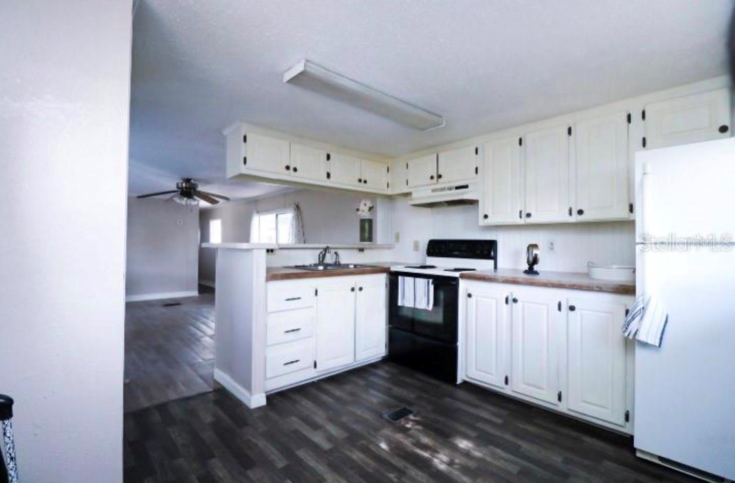 Image 3 of 13 For 9125 28th Terrace