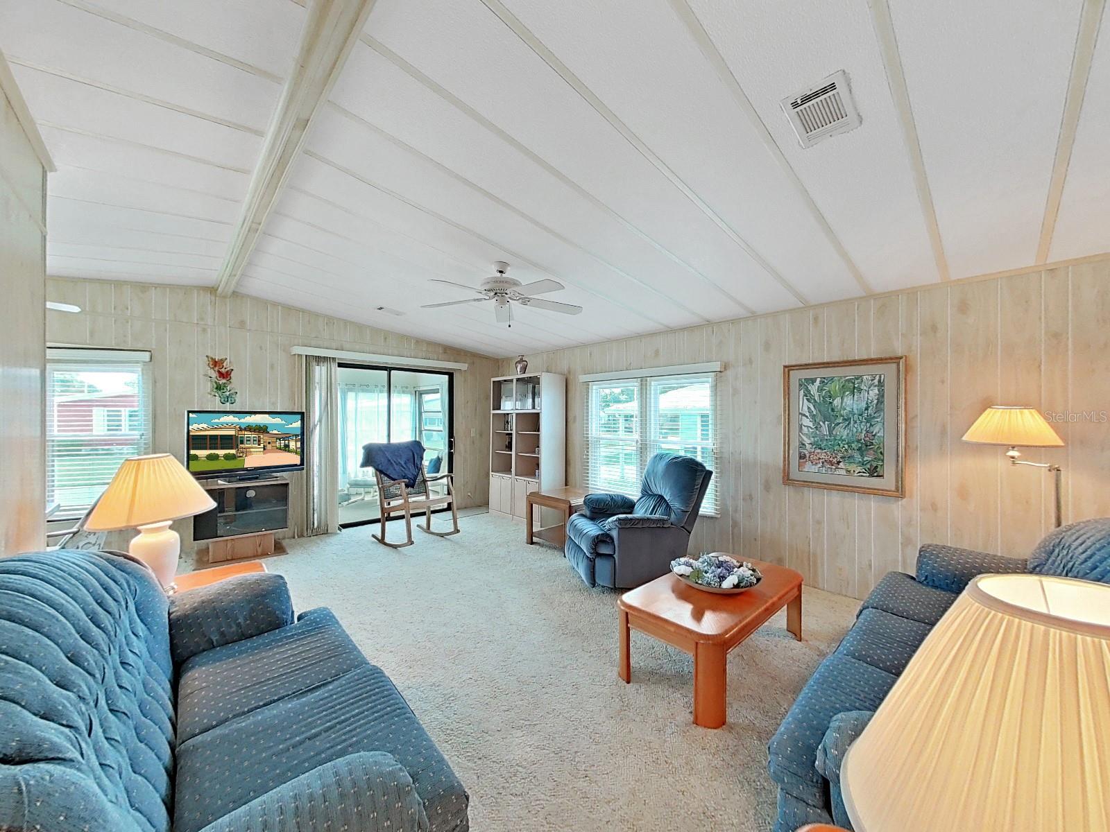 Image 15 of 45 For 4909 Foxwood Lake Dr