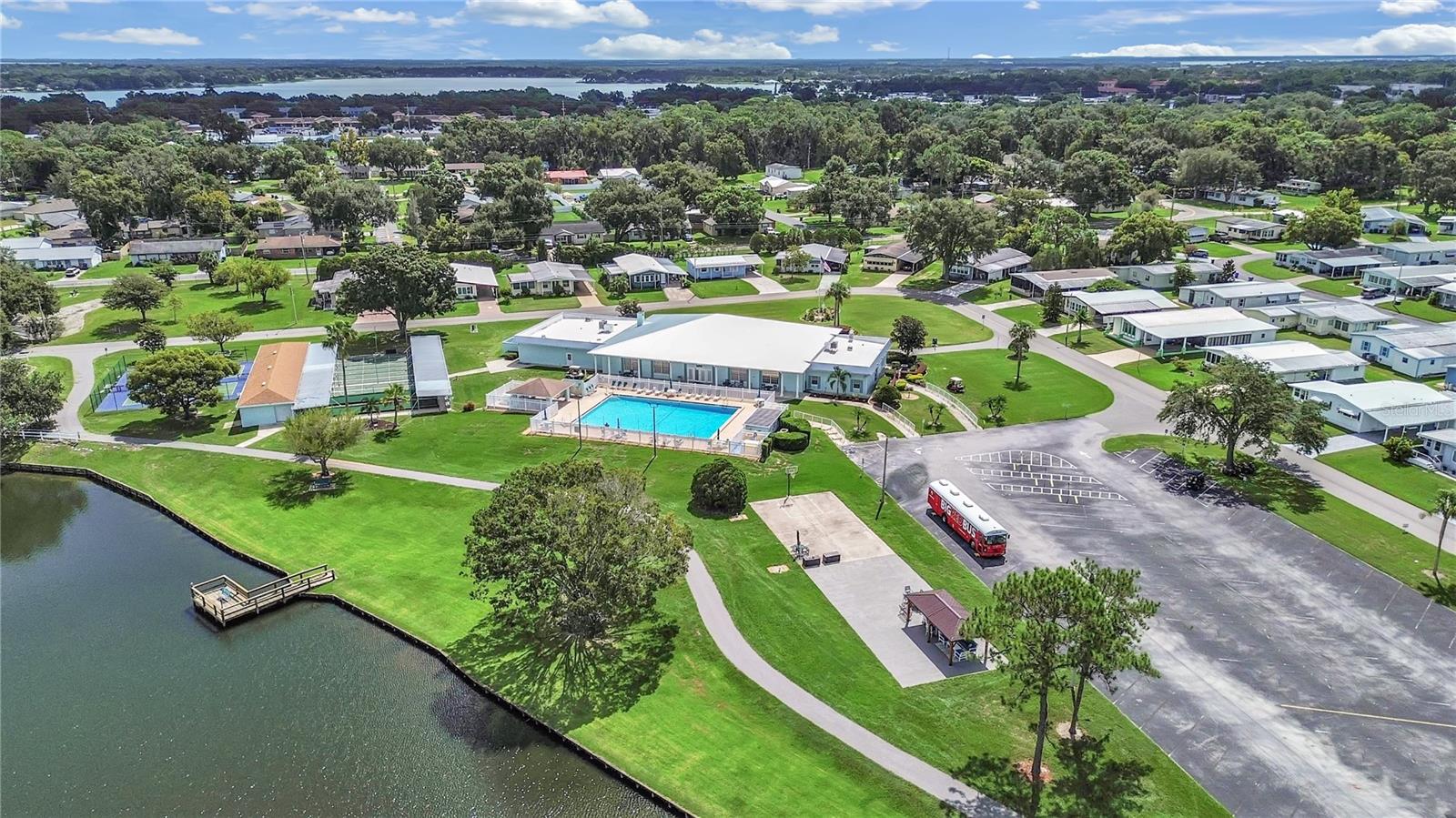 Image 36 of 45 For 4909 Foxwood Lake Dr