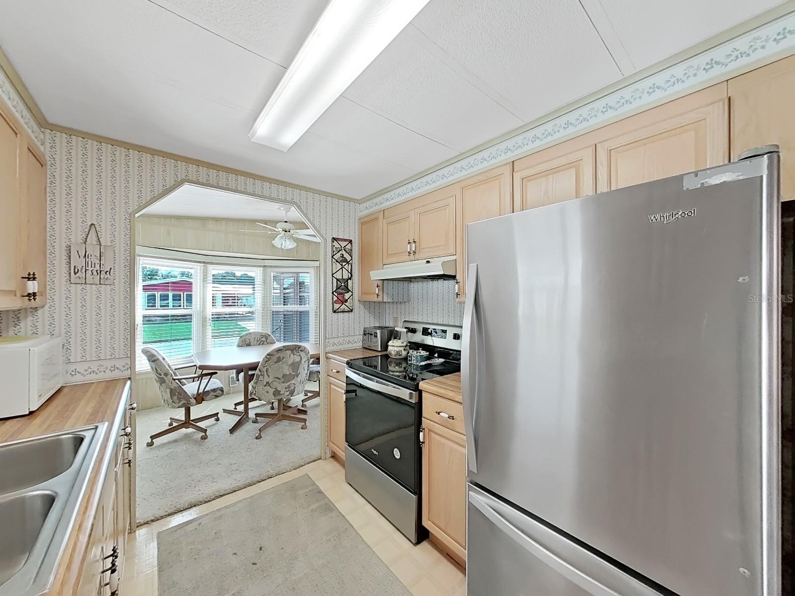 Image 9 of 45 For 4909 Foxwood Lake Dr
