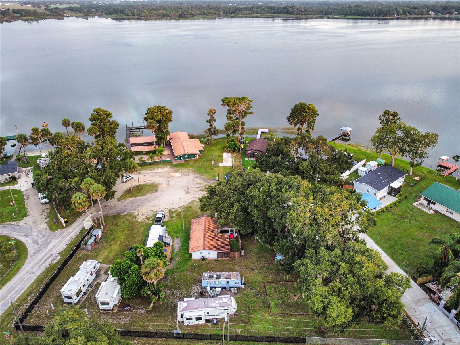 Image 4 of 39 For 1030 Lake Marion Road 4