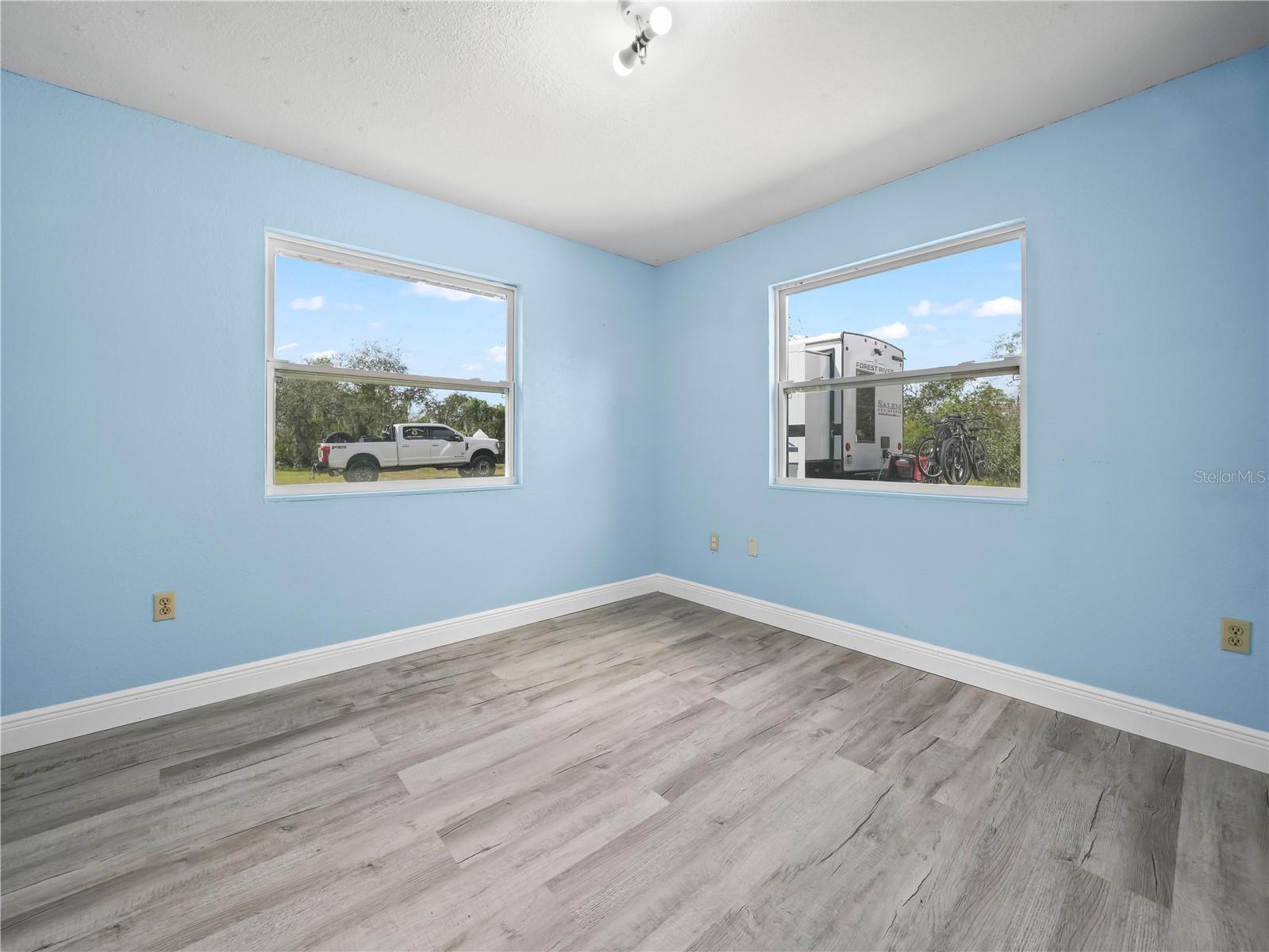 Image 17 of 22 For 4836 Cr 665