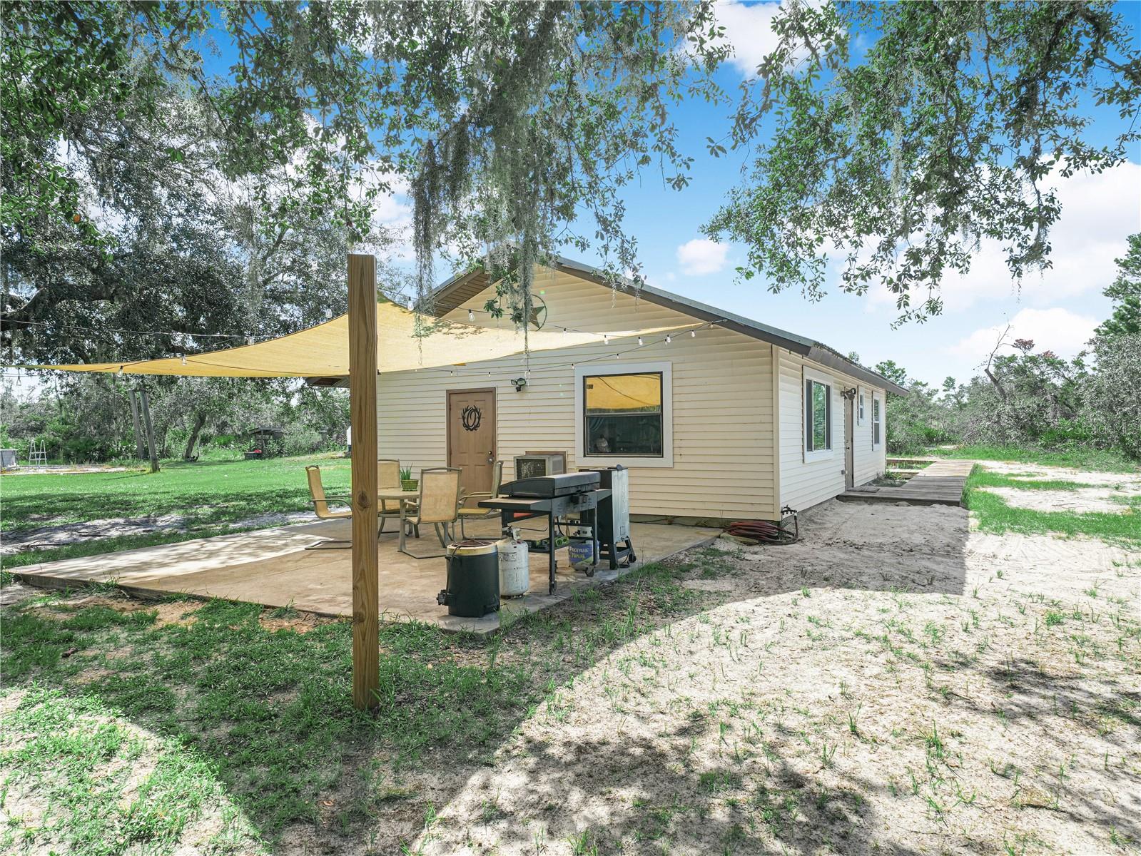 Image 2 of 14 For 4836 Cr 665  