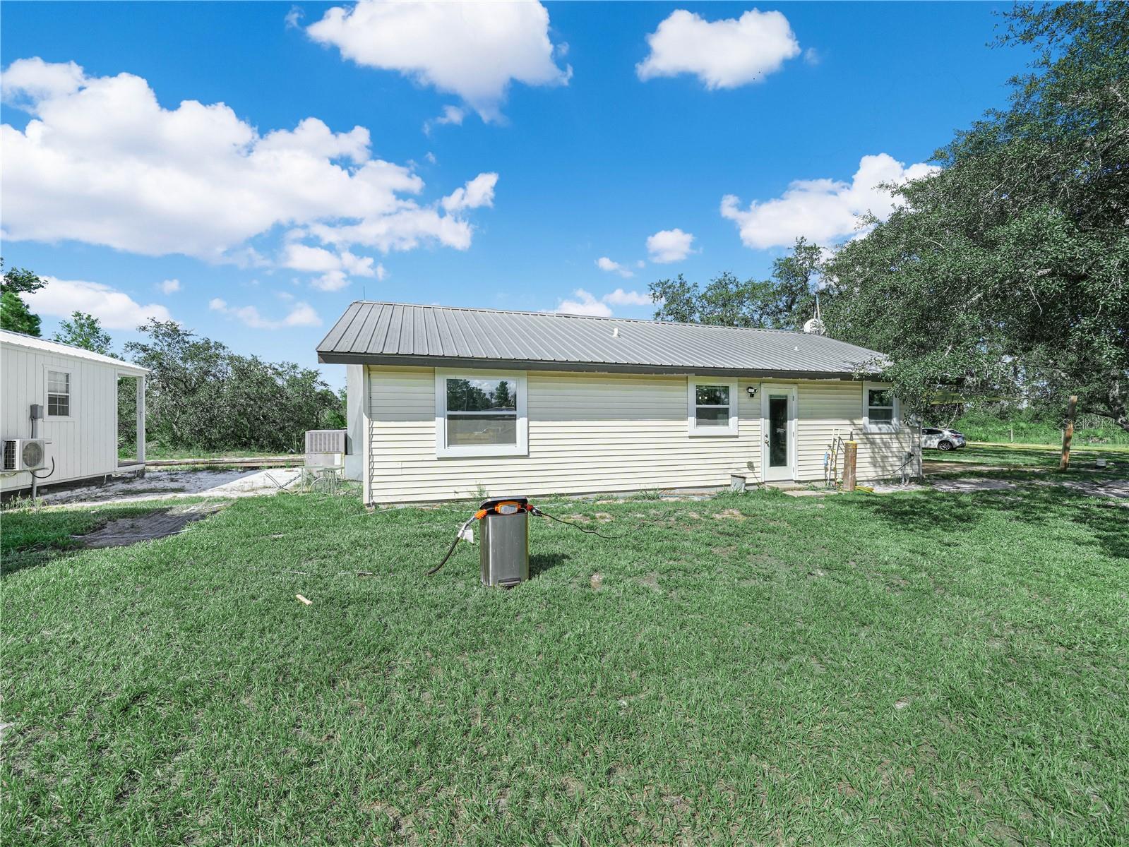 Image 4 of 14 For 4836 Cr 665  